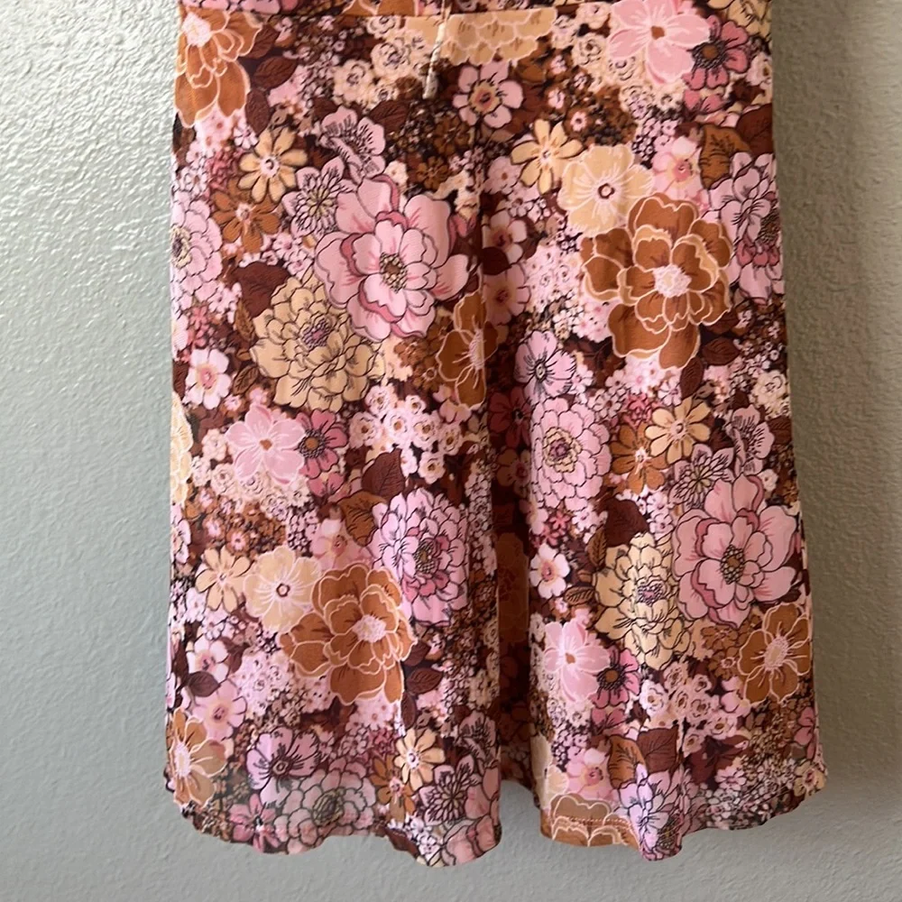 Off the shoulder retro floral 70s baby doll dress - Picture 2 of 5